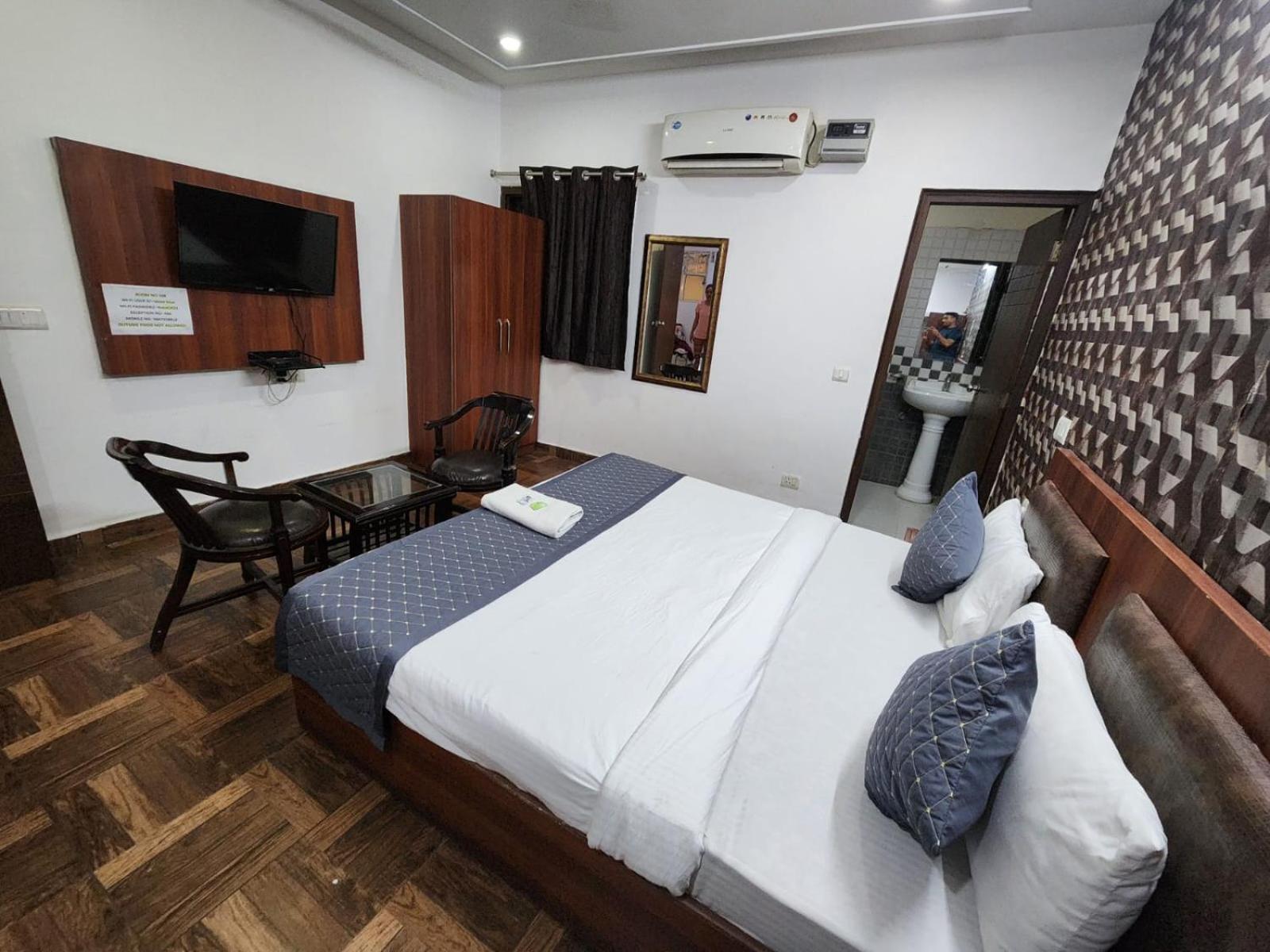 Hotel Aerotech Near Delhi Airport Νέο Δελχί Εξωτερικό φωτογραφία